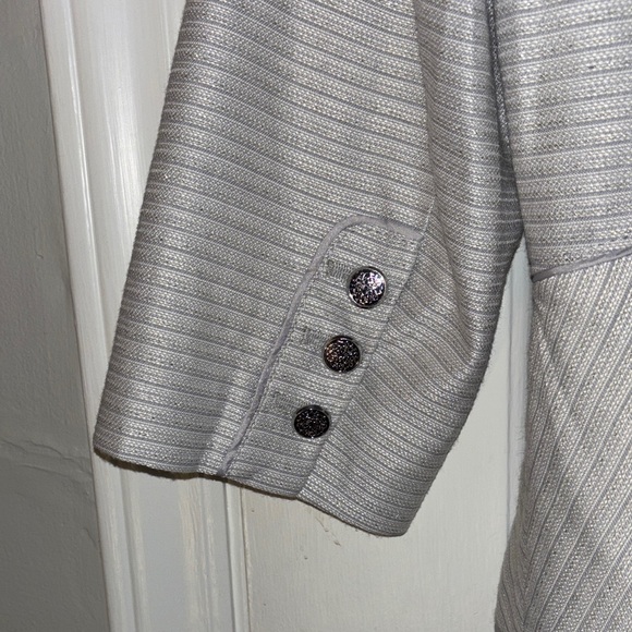 White House Black Market Light Gray Blazer - Picture 4 of 5